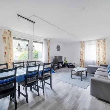 Cozy Villa With Garden, Balcony And Parking Area In Duesseldorf Exterior photo