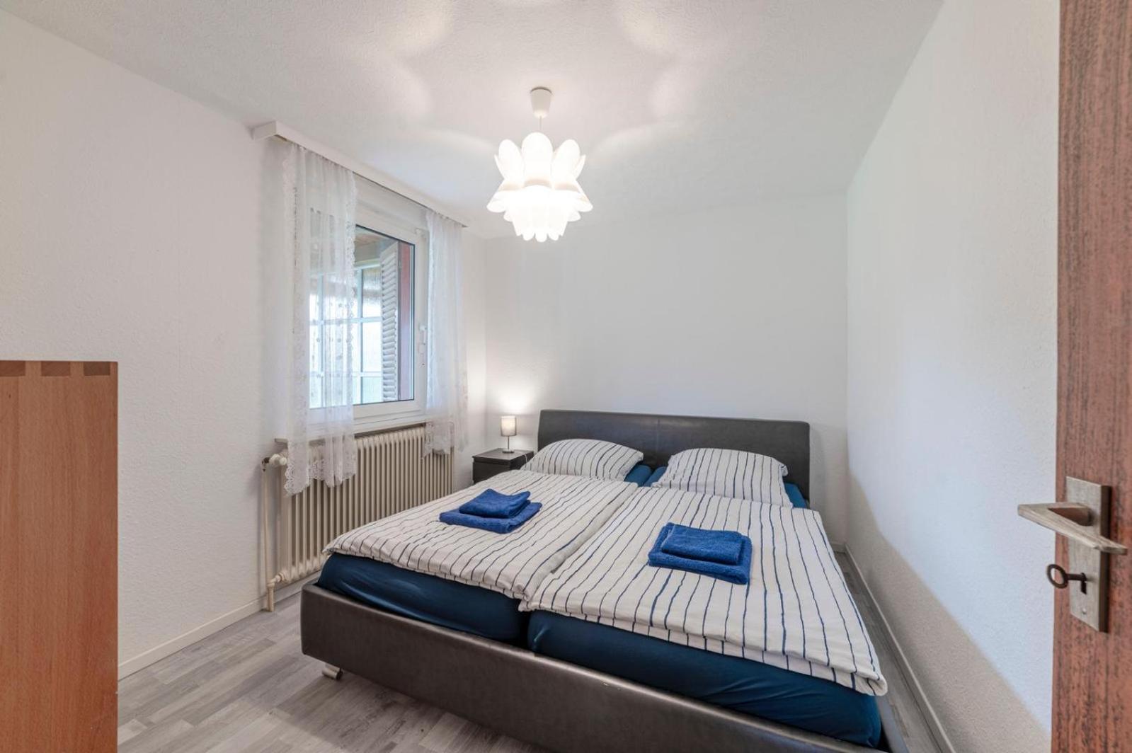 Cozy With Garden, Balcony And Parking Area In Lejlighed Düsseldorf